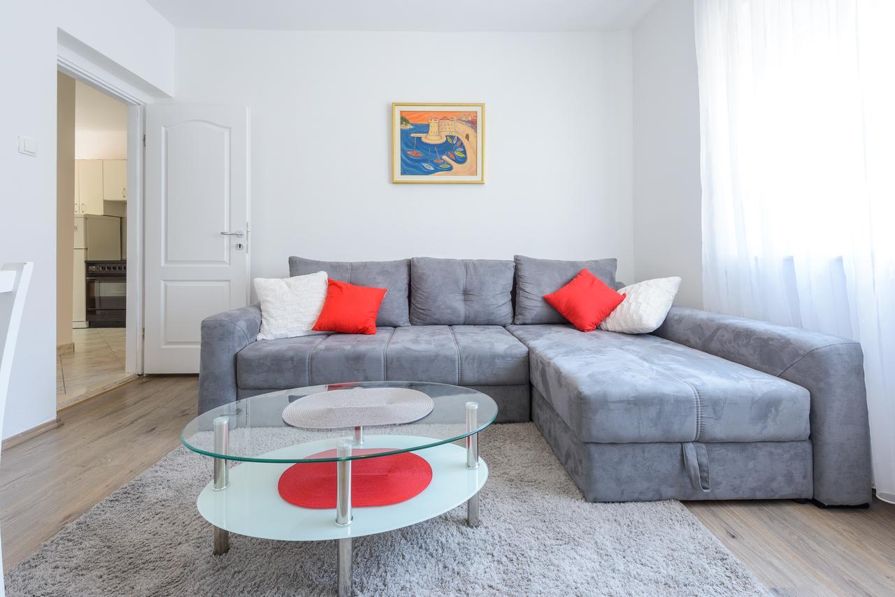 Apartment Ella
